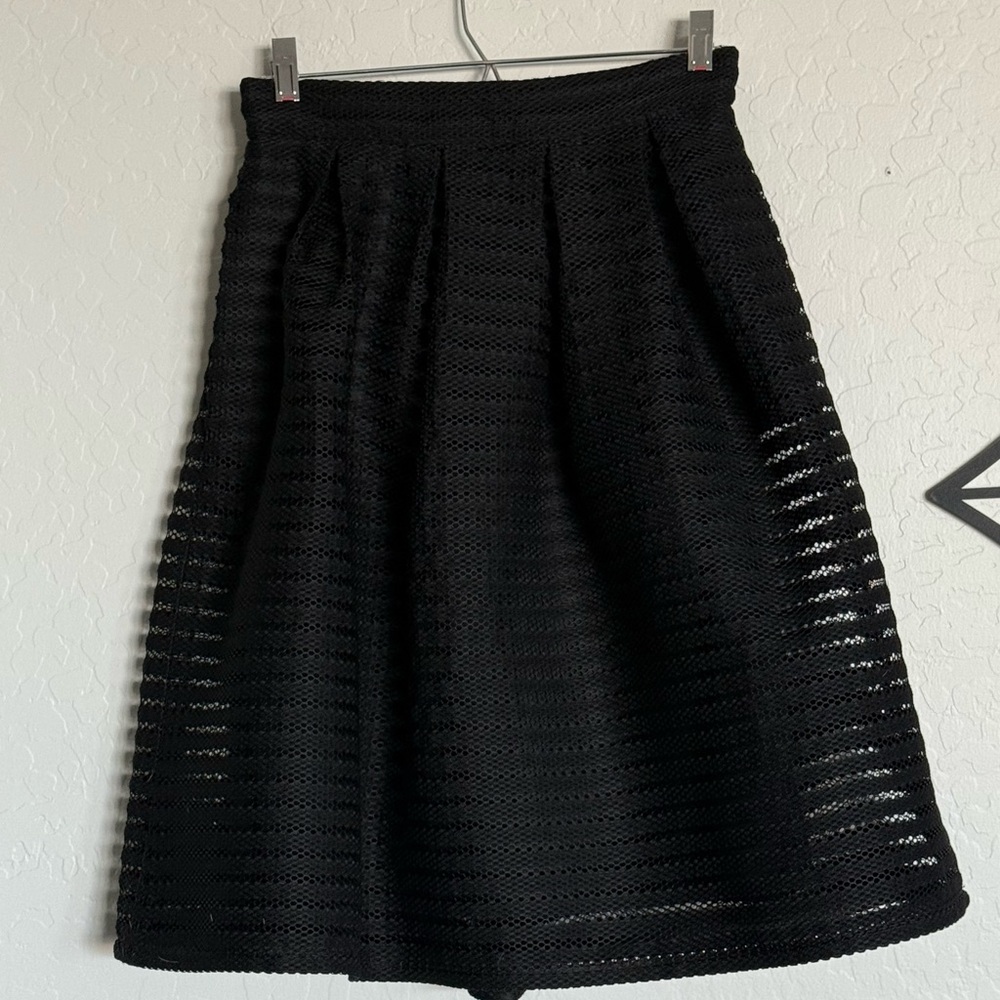 FOREVER 21 Black Women's Skirt - Small - Picture 6 of 8